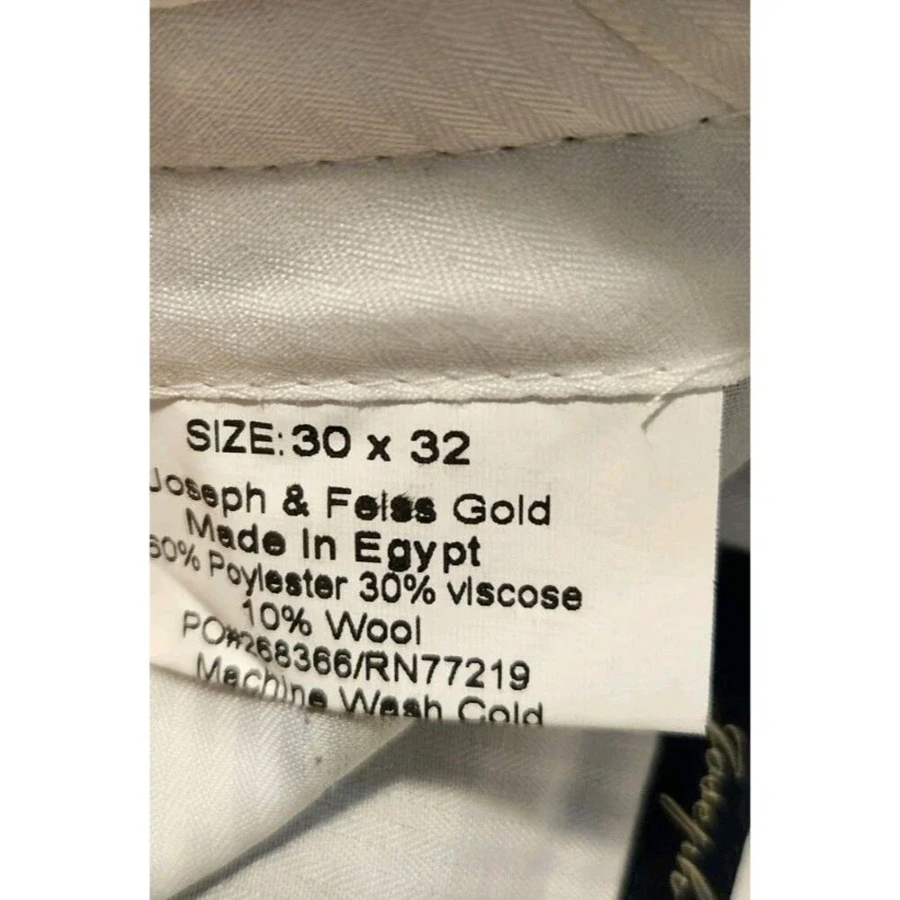 Joseph & Feiss waist laid